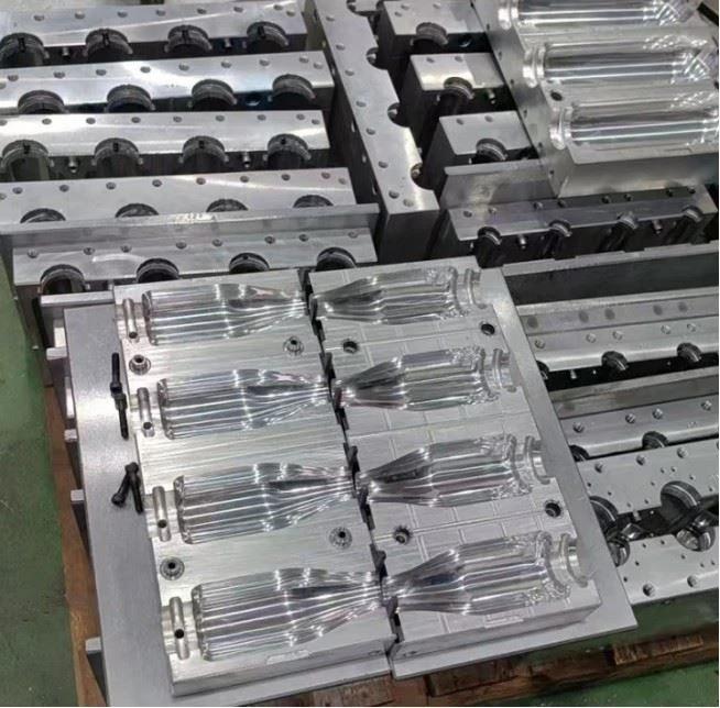 info-1-1 Stretch Blow Molding Machine high quality